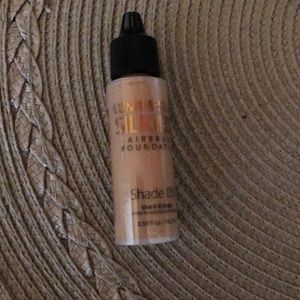 Luminess foundation 050